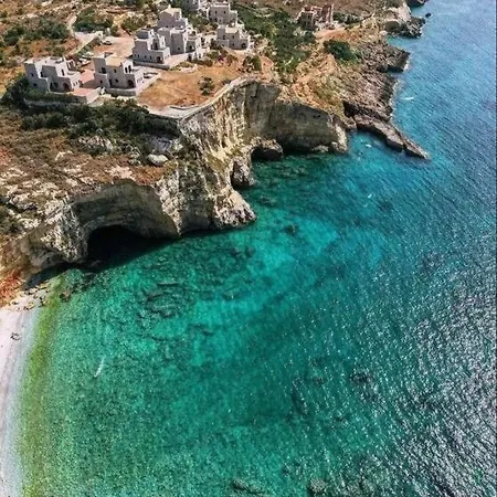 Vila Cliffside Cozy W/ Seaviews